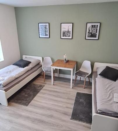 Apartment/Wohnung Netflix+Prime Крефелд Екстериор снимка
