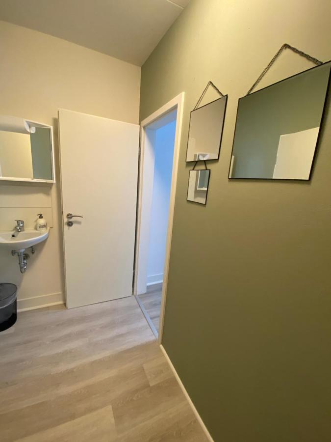 Apartment/Wohnung Netflix+Prime Крефелд Екстериор снимка