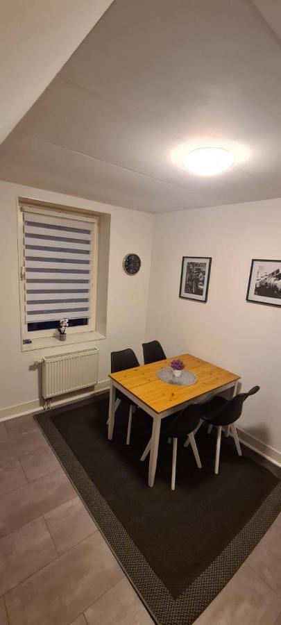 Apartment/Wohnung Netflix+Prime Крефелд Екстериор снимка